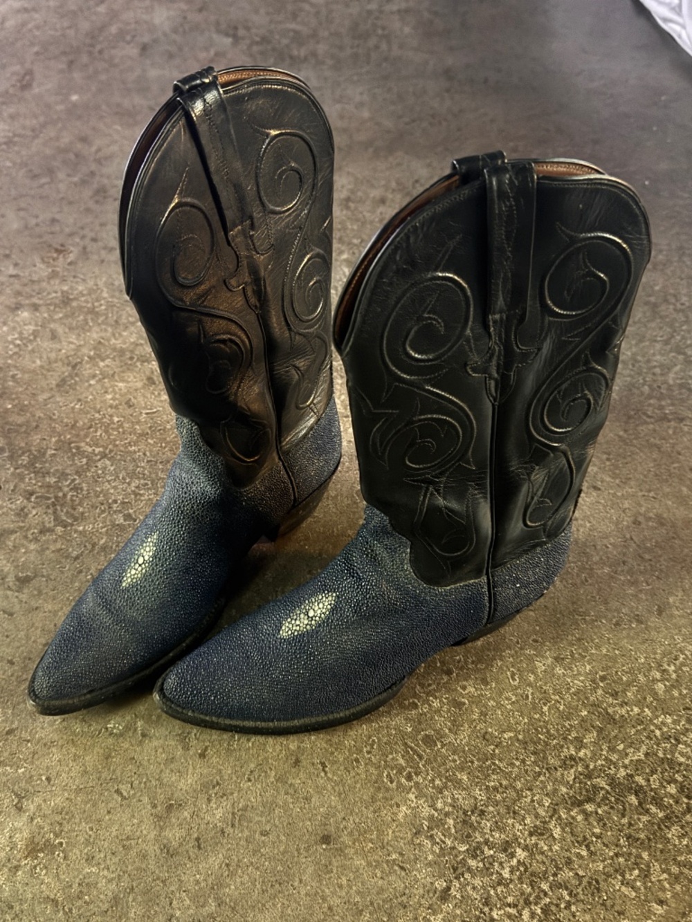 Lucchese sting ray cowboy boots, women’s 9, men’s 7
